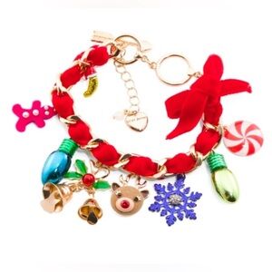 Betsy Johnson SANTA BABY CHARM BRACELET